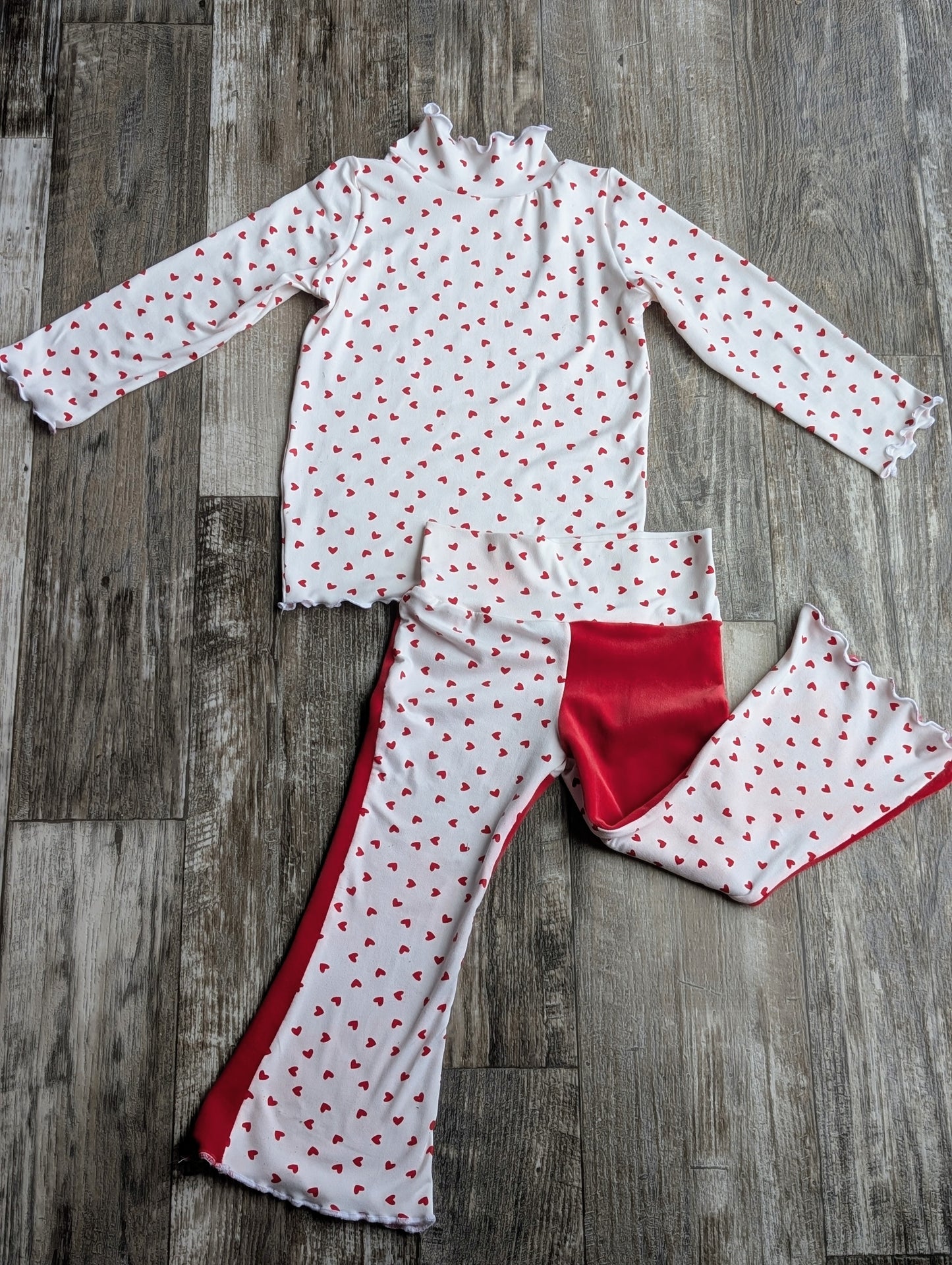 Tiny hearts (7/8Y-9/10Y)