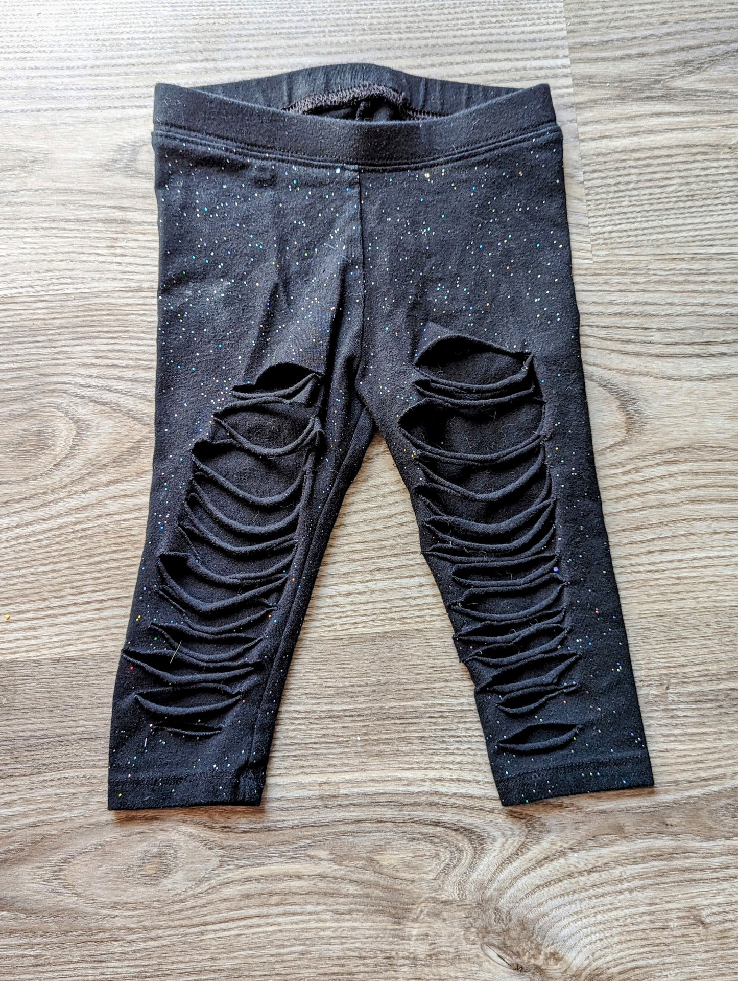Sparkle black shredded leggings